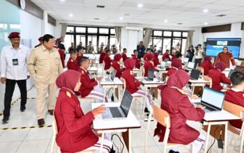 Kemkomdigi Pastikan Dukungan Konektivitas Digital Bagi 166 Sekolah Rakyat