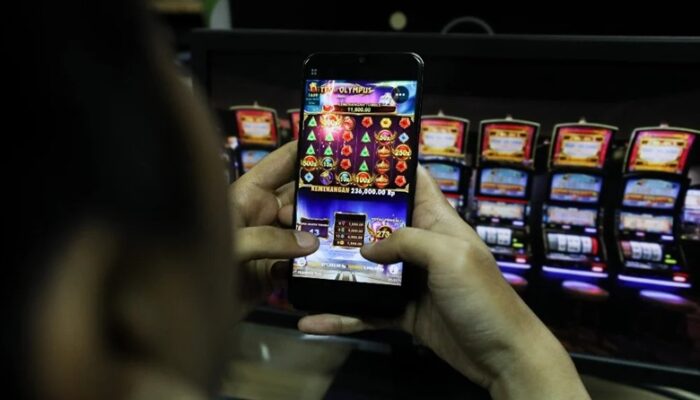 Menteri Komdigi: 200 Ribu Anak Indonesia Terpapar Judi Online, Ada yang Usia di Bawah 10 Tahun